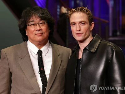 봉준호 '미키17' 한달만에 극장서 내려…"손실 8천만달러 추정"