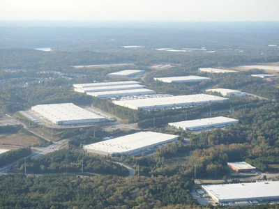 한풀 꺽인 애틀랜타 물류창고 건축 붐