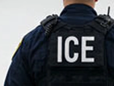 추방 위기 유학생들 숨 돌렸다… 삭제 기록 복구