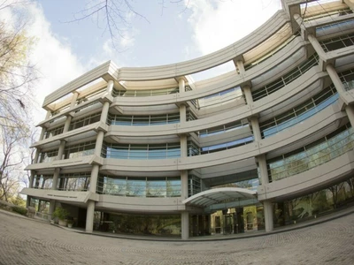 UPS,아마존과 계약 종료…2만명 감축