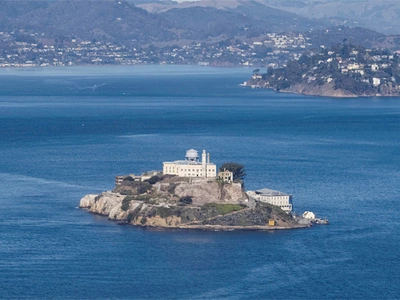 악명 높은 ‘앨커트래즈’… 트럼프 “교도소로 재오픈”