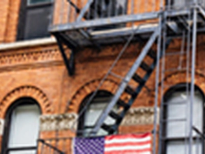 트럼프, 섹션 8 지원 중단 결정