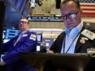 주식투자 미국인 ‘최다’ 3명 중 2명 ‘재산 증식’