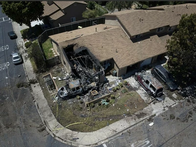 샌디에이고서 소형비행기 추락사고... 3명 사망