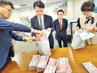 투표율은 올랐지만… 전체 유권자 10명 중 1명 꼴