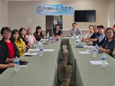 "잘해봅시다!" 한인회 신임집행부 상견례