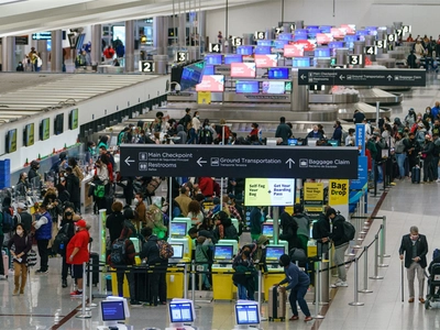 독립기념일 연휴 시작, 7,200만명 여행 나서