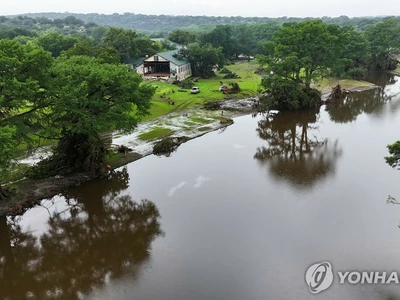 "9ｍ 높이 '쓰나미'" 텍사스 홍수에 사망 110명…"실종 173명"