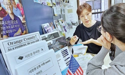 “영주권만으론 안심 못한다”… 시민권 신청 문의 급증