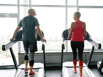 “운동, 시작하기 늦지 않았다”… 주당 75~150분은 해야