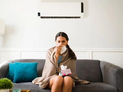 더위 피하려다 두통에 고열까지… 여름철 ‘냉방병 예방하려면’