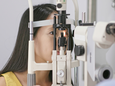 꾸준히 나빠지는 눈… 혹시 유전성 망막질환?