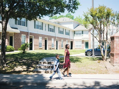 “정부 임대보조 2년 제한… 서민층 대거 퇴거위기”