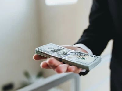 팬데믹 지원사기 한인 수백만달러 착복 ‘중형’