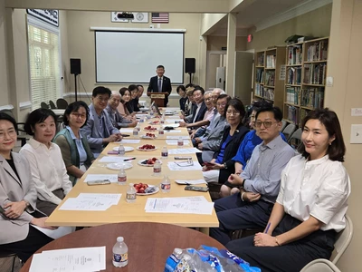 "한국학교는 순수 교육기관으로 남아야"