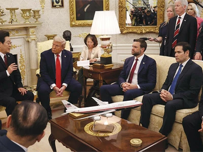 [한미정상회담 이모저모] “한국서 숙청” 트럼프 폭탄발언… 회담선 “오해였다”