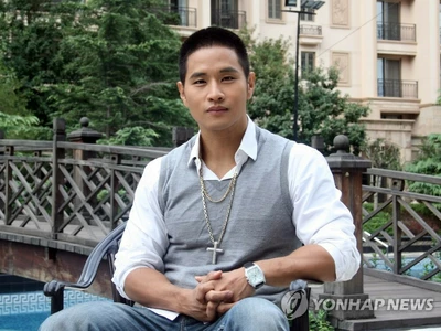 법원 "유승준 병역기피 이유로 무기한 체류자격 박탈은 위법"