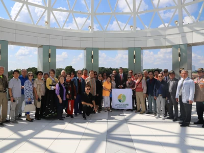 존박 시장, 새 '시티센터'로 한인들 초청 관람시켜