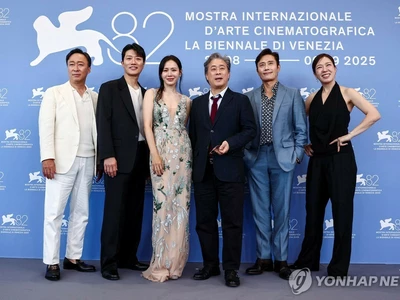 박찬욱 '어쩔수가없다'…미영 비평가 10여명 평점 '100점'