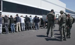 한국인 300여명 ‘불법체류’ 체포 ‘충격적 후폭풍’