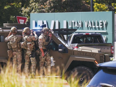 또 정치폭력… ‘트럼프 지지’ 우익단체 설립자 암살돼