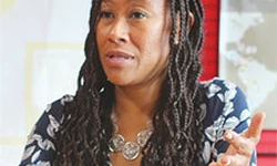 [화제] 한·흑 혼혈 여성, 노숙·소녀가장서 주 대법관까지…