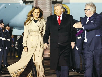 바바리 휘날리며… 트럼프 부부 또 영국 국빈방문