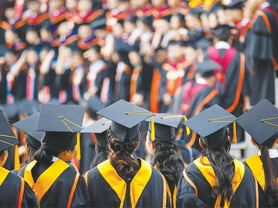 ‘졸업의 기쁨도 잠시’… 주 학자금 연체 대출자 급증