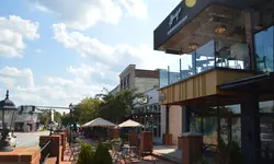 로렌스빌 다운타운 또 영화 무대로