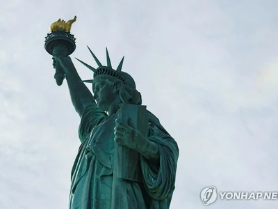 셧다운에 항공편 결항·지연 가능성…자유의여신상 폐쇄될수도