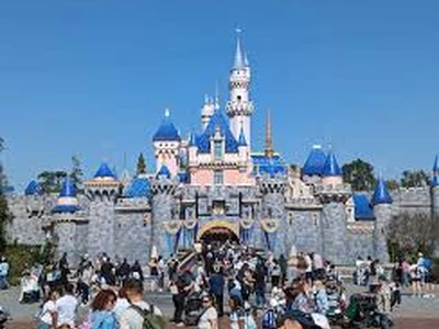 디즈니랜드, 입장권 가격 또 올린다