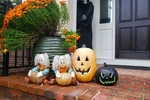 섬뜩한 핼로윈 장식…설치 전 HOA 규정부터 확인을