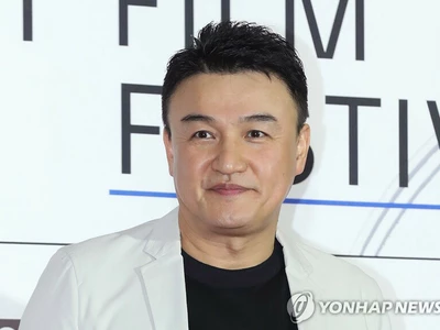 데뷔 40년차 박중훈, 첫 에세이집 ‘후회하지마’ 출간