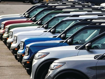 ‘금값’된 자동차… 신차 가격 5만달러 첫 돌파