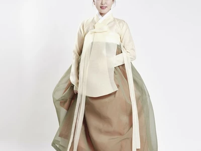 송가인 '가인이어라' 중등 음악 교과서 수록…"트로트 최초"