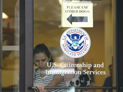 이민국 수수료 ‘전자결제’ 의무화