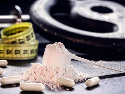 ‘크레아틴 보충제’ 먹어야 하나… “근력 운동과 병행해야”