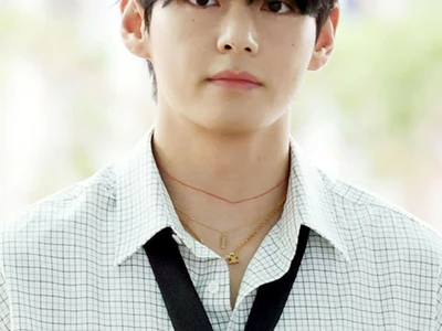 “압도적” 방탄소년단 뷔, 성형 전문의가 뽑은 K팝 비주얼 1위