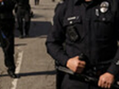 “아시안은 L 발음 못해”… 한인 경관에 인종차별 논란