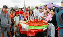 "김장 체험 너무 재밌어요"...김치 페스티벌 성황