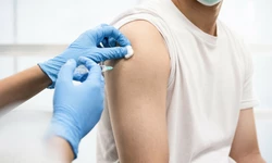 백신, 감염병은 물론 암·치매·심장병 위험까지 낮춘다