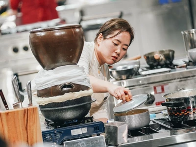 스님도 미슐랭 셰프도 '생존' 경쟁…더 맛있어진 '흑백요리사2'