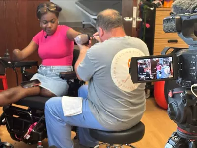 사지 절단 이겨낸 10대…이젠 ‘운전’에 도전하다