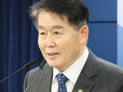 “재외국민 참정권 확대… 복수국적 연령 하향 추진”