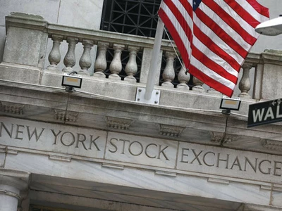 [2025년 주요 경제이슈] “트럼프발 혼돈… 금·AI는 높은 수익”