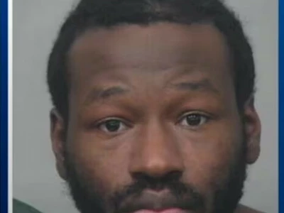 스와니 월마트서 상습 '바바리맨' 검거