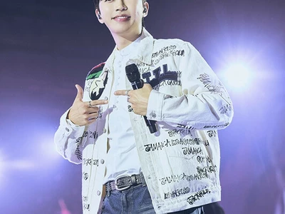 임영웅, 2025년에도 빛난 ‘히어로’..음악·예능·공연 모두 잡았다