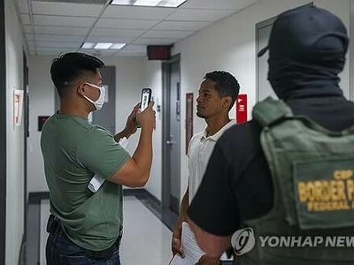 이민단속국, 불법체류자 단속에 안면인식 앱까지 동원