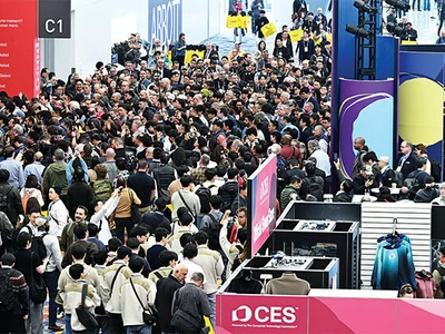 첨단기술 ‘CES 2026’ 개막… 행사장에 몰린 구름 관람객