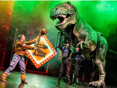 귀넷에 거대 공룡이 몰려 온다